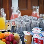 Maki Hostels & Suites Valparaiso