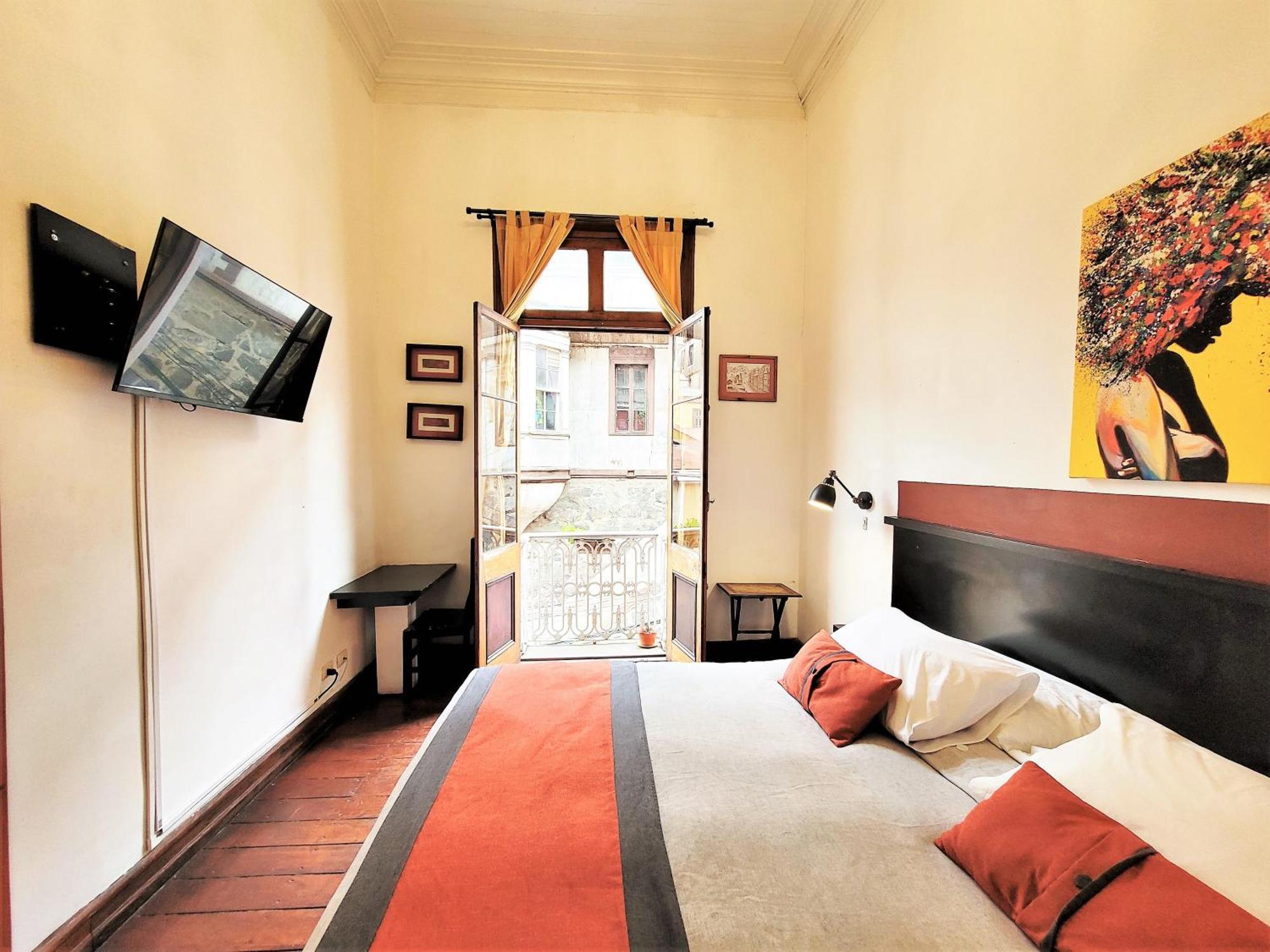 Hostal Maki & Valparaíso
